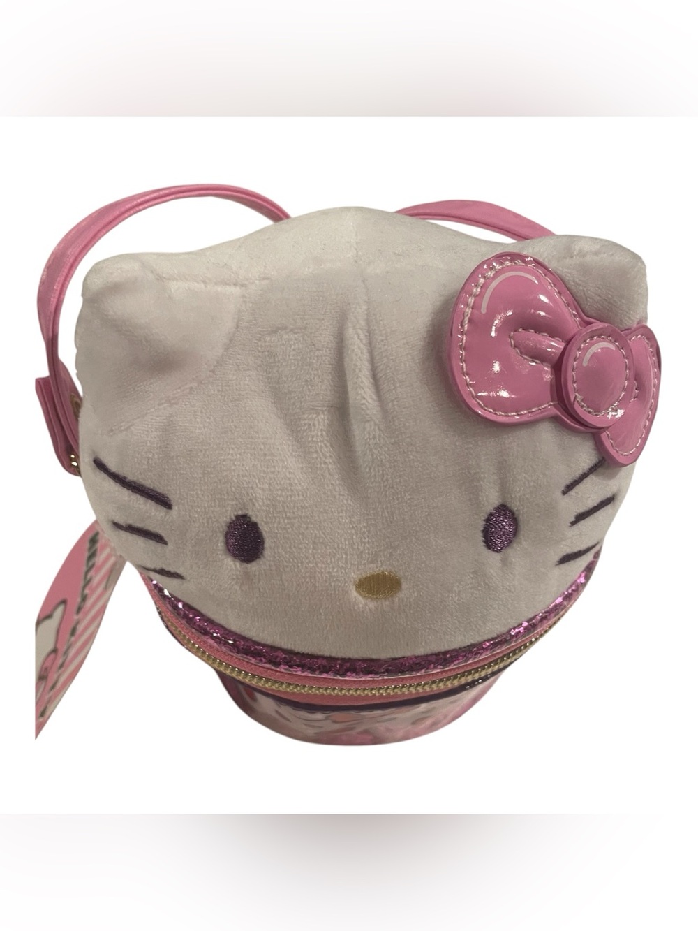 Sanrio Girls Tween Purse Hello  Kitty Cupcake Shape Mini-Bag Crossbody